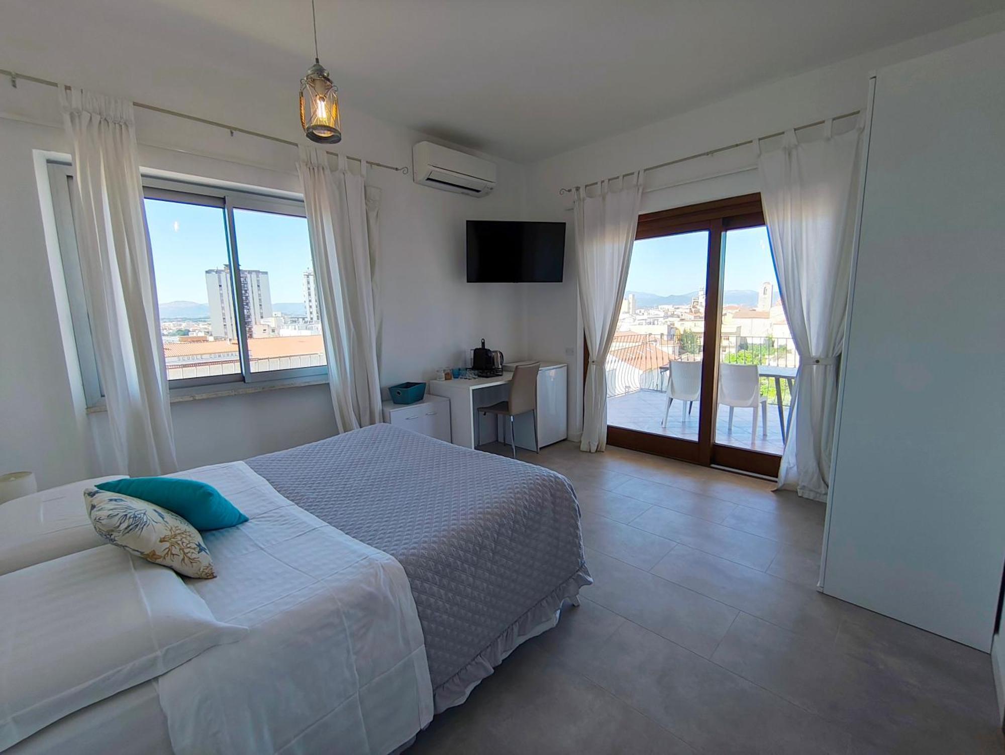 Marysel Rooms Olbia Exterior photo