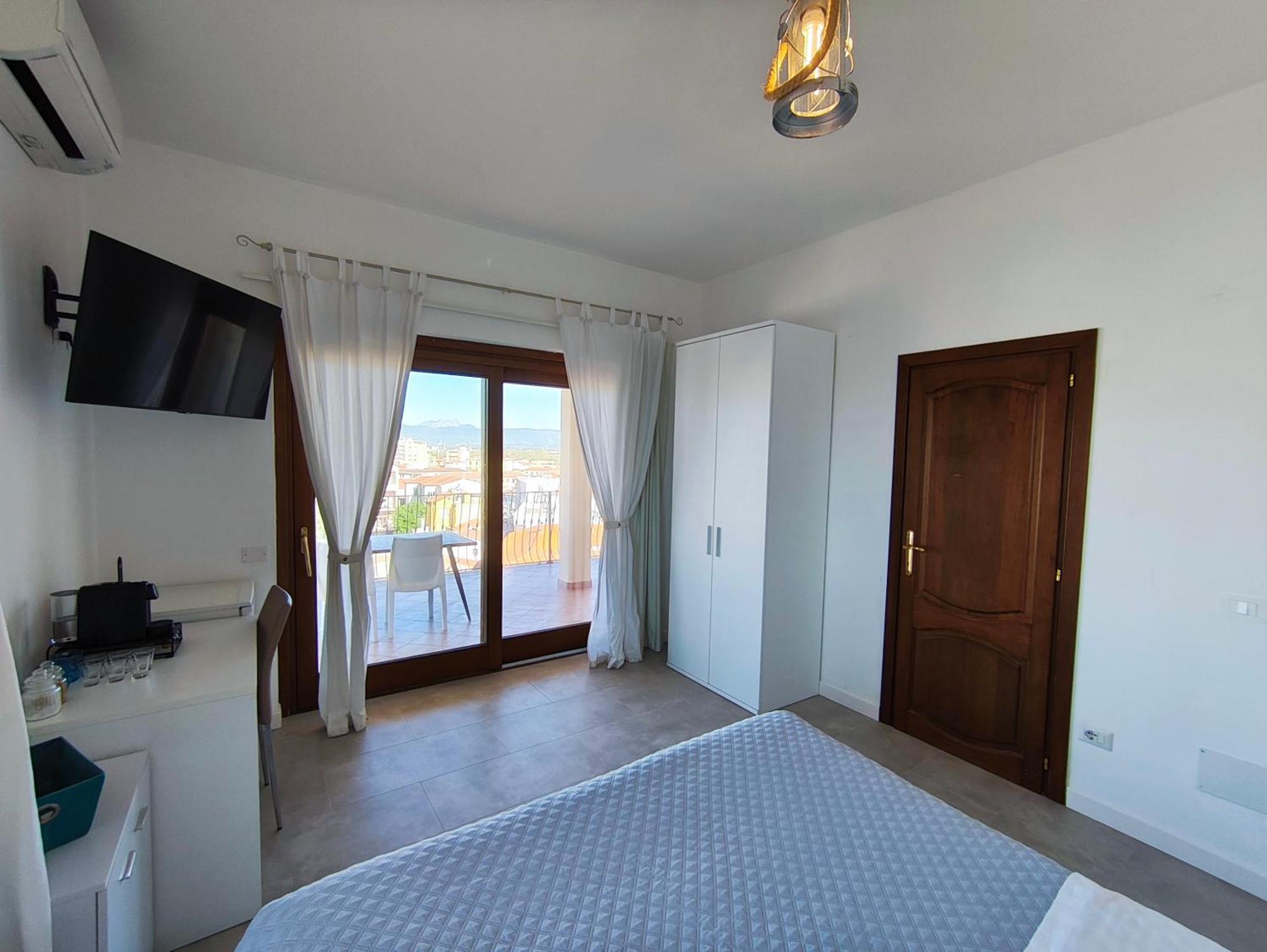 Marysel Rooms Olbia Exterior photo