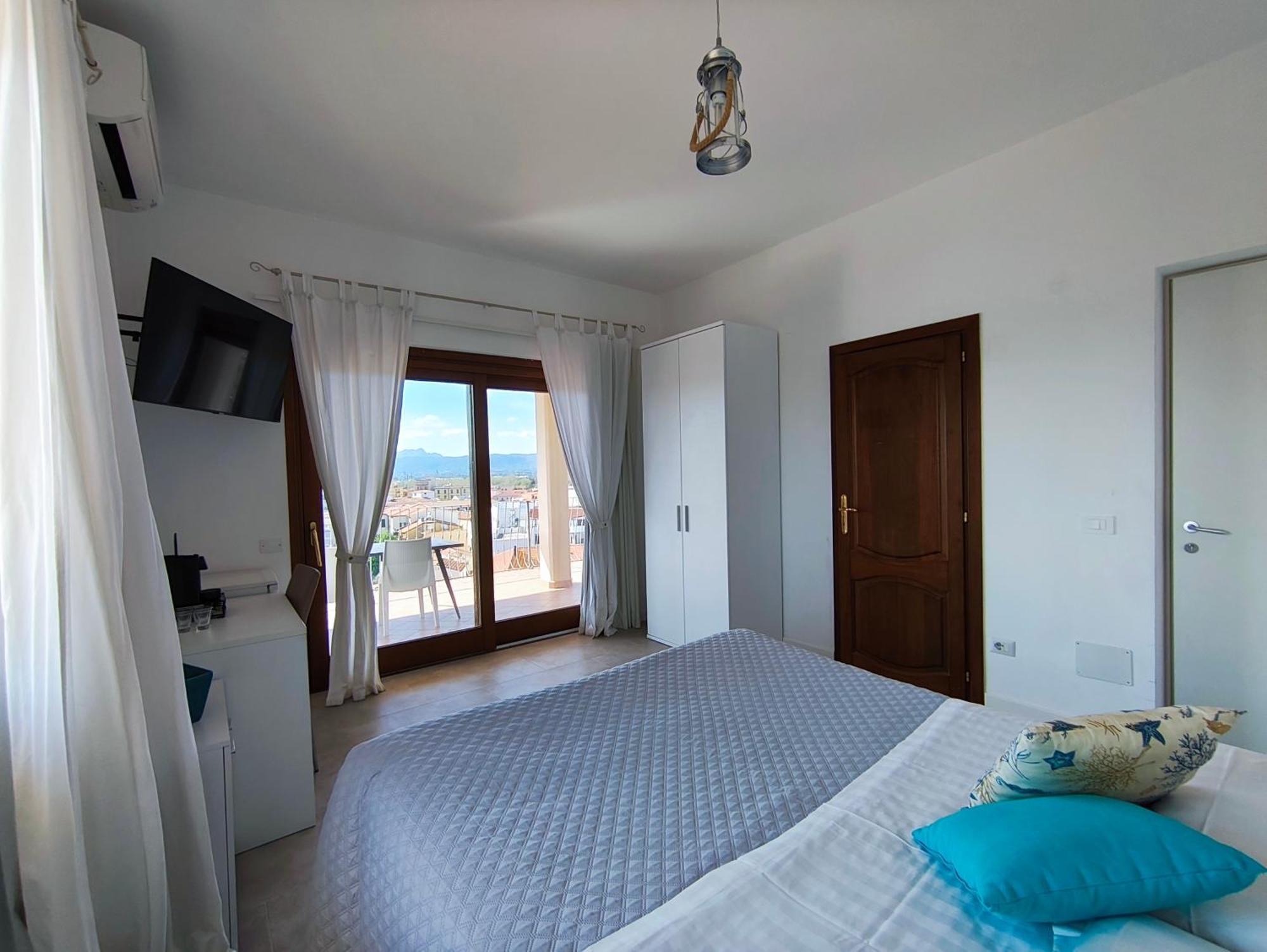Marysel Rooms Olbia Exterior photo