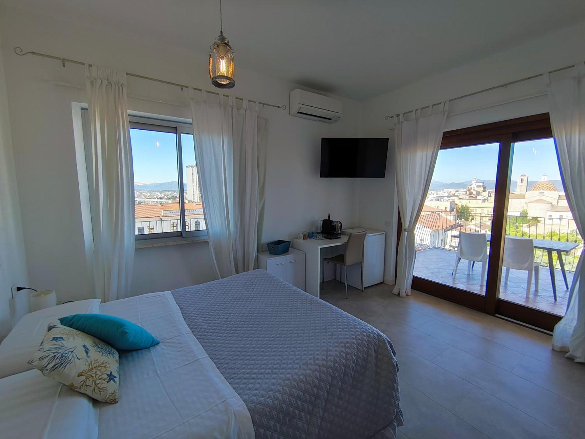 Marysel Rooms Olbia Exterior photo